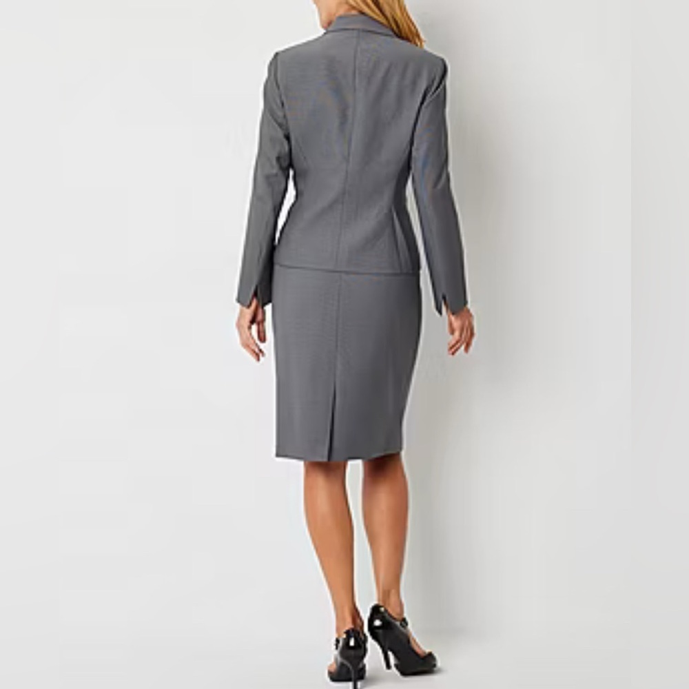 Le Suit Petite 2-pc. Knee Length Skirt Suit Gray Houndstooth Size 8P NWT - Picture 10 of 10